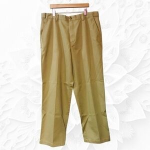 L.L. Bean Khaki Wrinkle Resistant Khakis NWOT 35/30